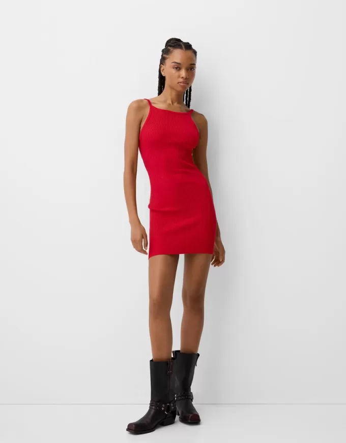 Miniabito con spalline posteriori