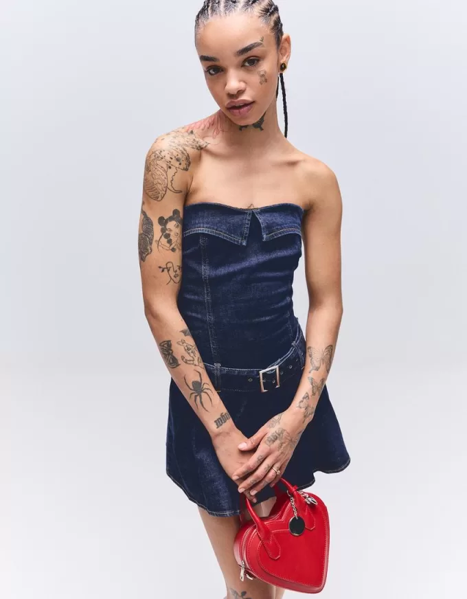 Miniabito in denim con pieghe a cannoncino