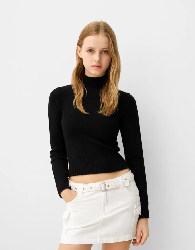 Minigonna cargo borchiata con cintura