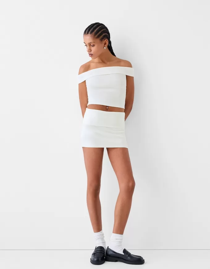 Minigonna con risvolto in vita