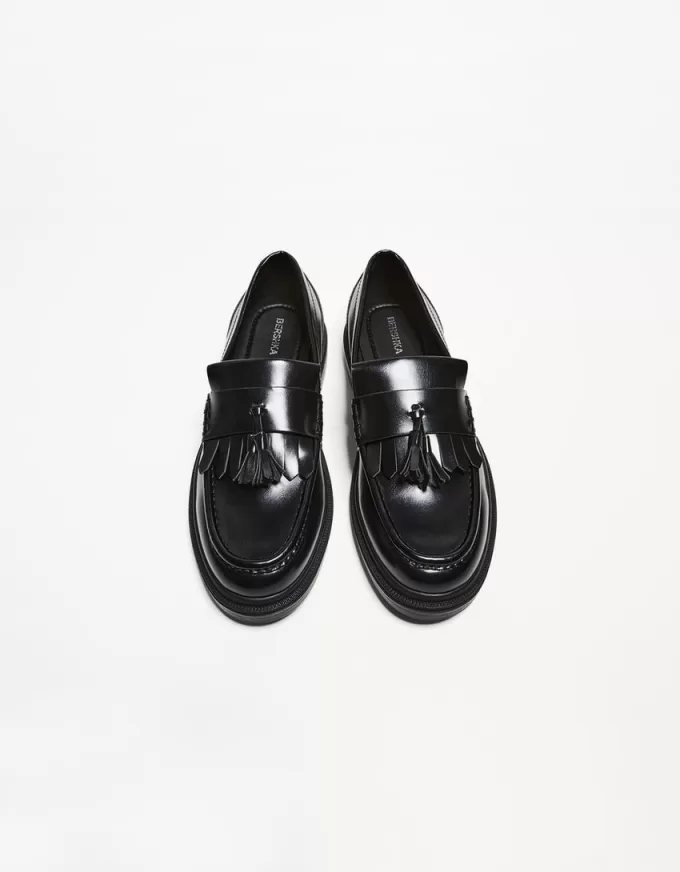 Mocassini con frange e nappine Mocassini con frange e nappine