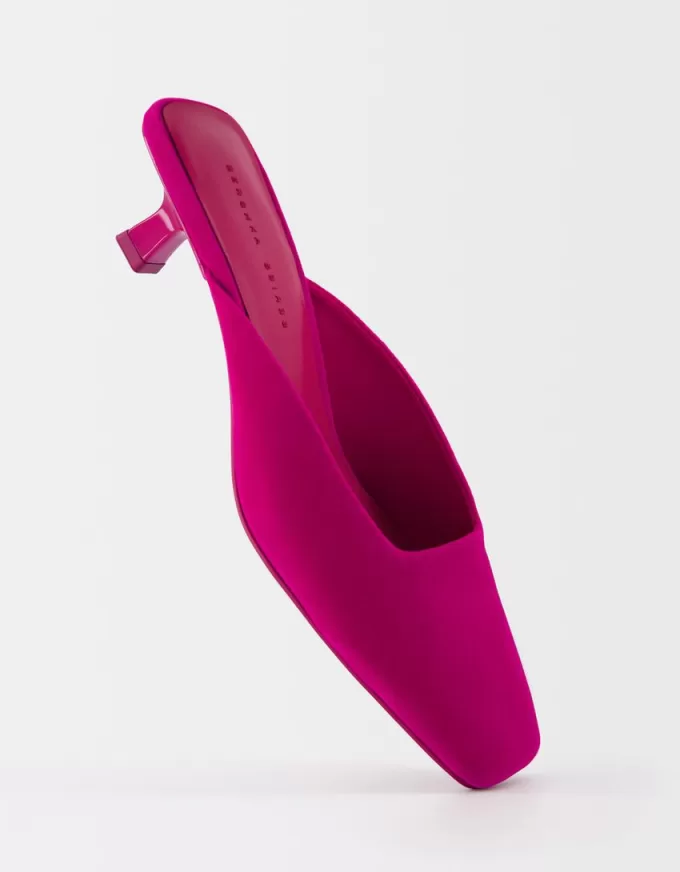 Mules in velluto con tacco