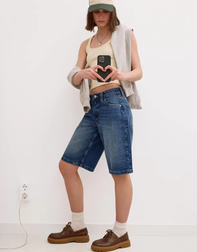 Pantaloncini larghi in denim