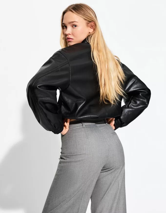 Pantaloni a gamba larga