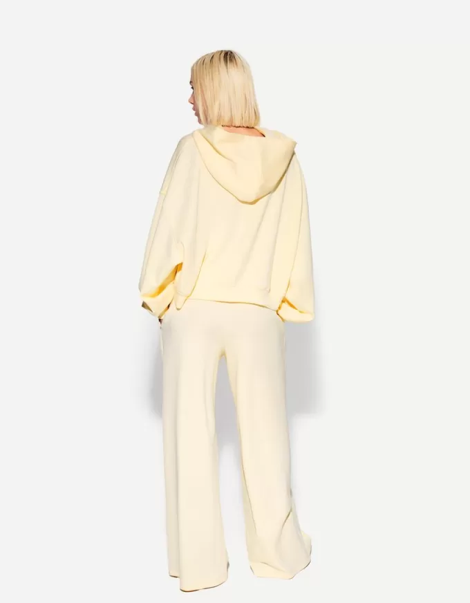 Pantaloni a gamba larga