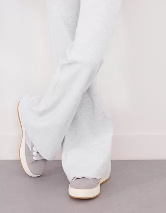 Pantaloni a zampa d’elefante