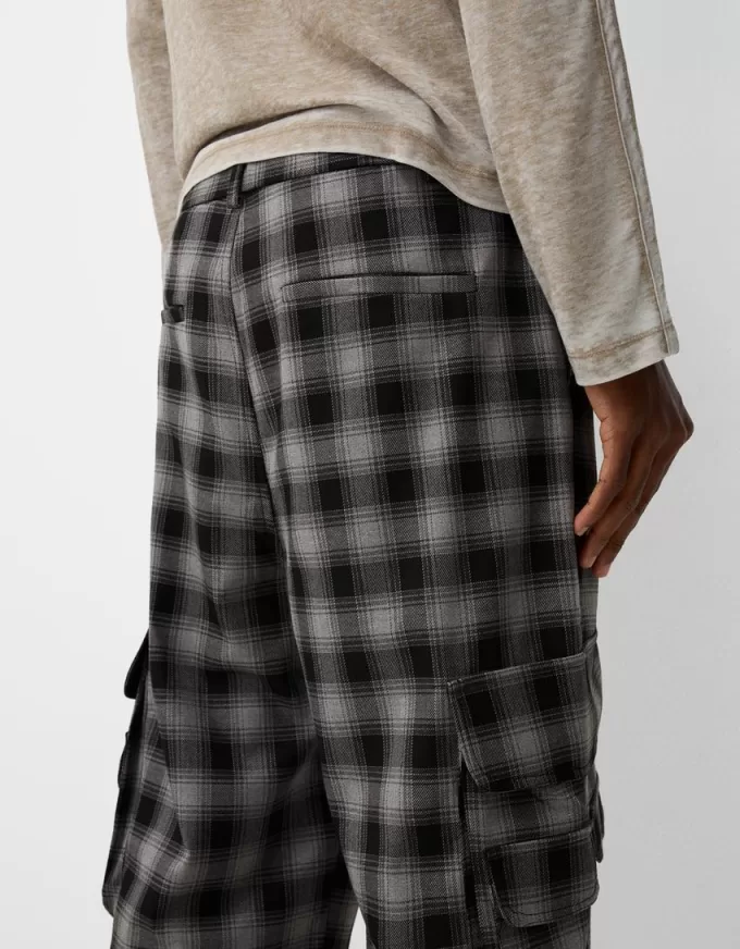 Pantaloni cargo larghi