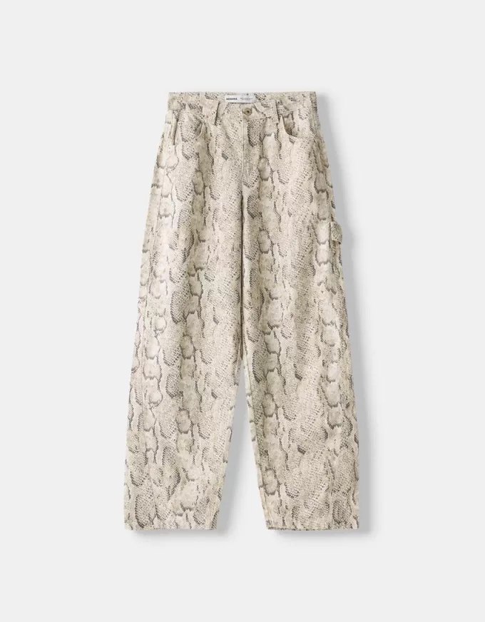 Pantaloni da falegname con stampa animalier