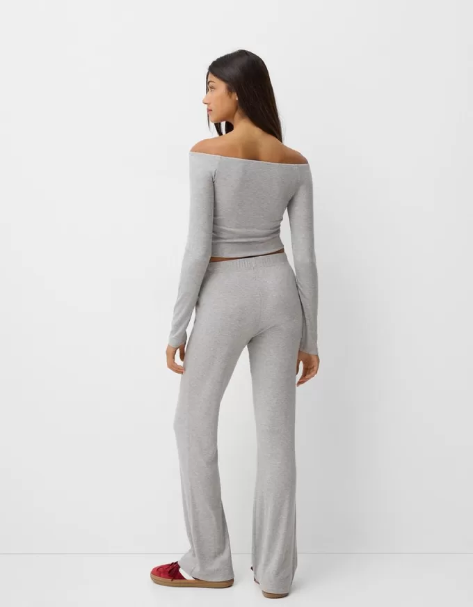 Pantaloni fluidi a costine