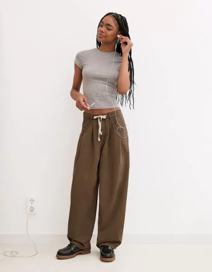 Pantaloni fluidi con pinces