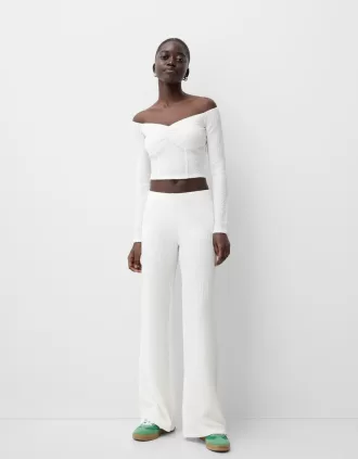 Pantaloni goffrati a gamba larga