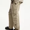 Pantaloni larghi multi-cargo