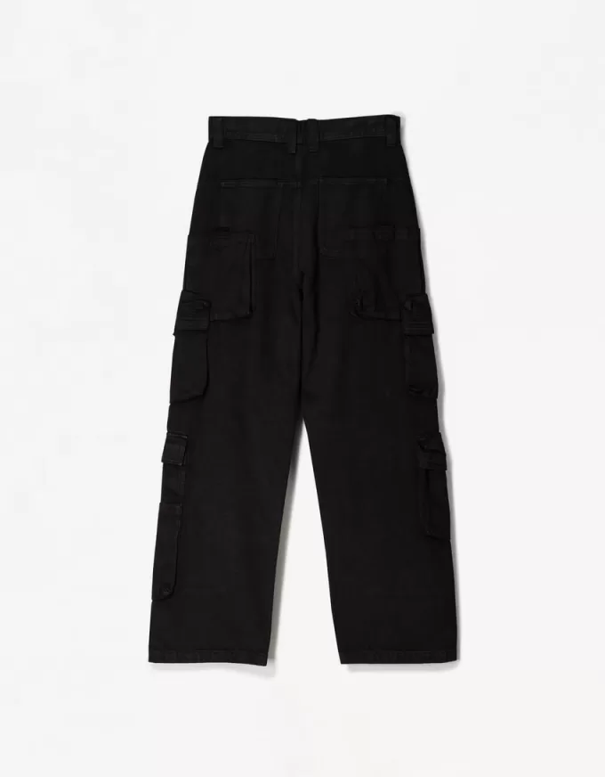 Pantaloni larghi multi-cargo