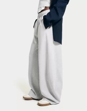 Pantaloni morbidi a gamba larga