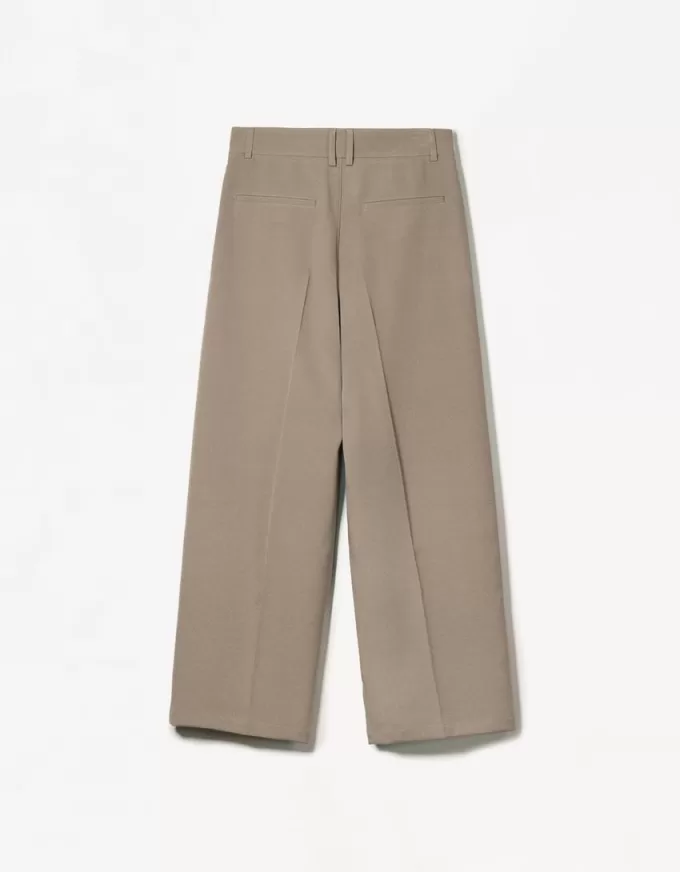 Pantaloni sartoriali super larghi