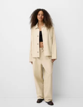 Pantaloni super larghi con piega