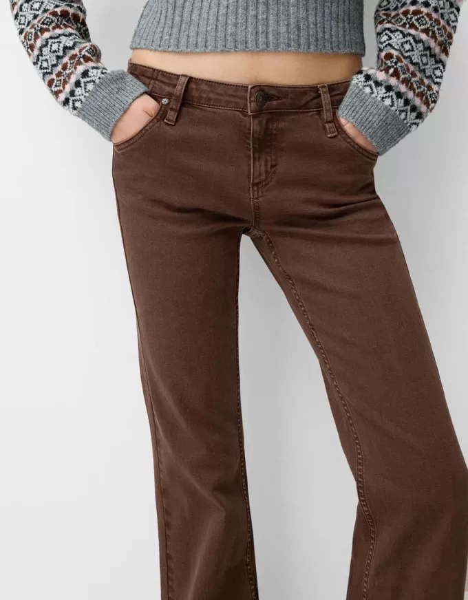 Pantaloni svasati in twill