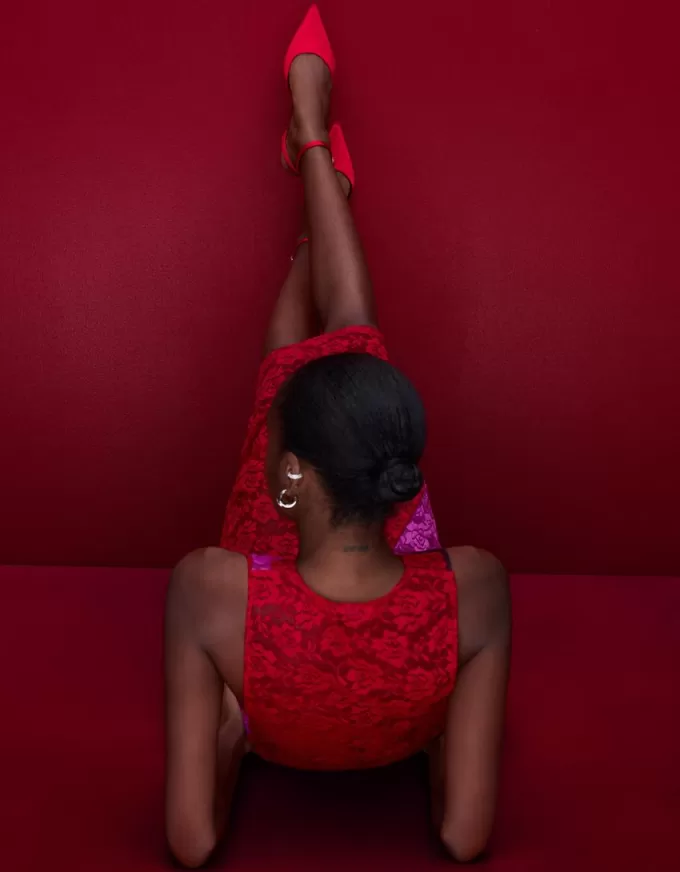 Sandali con tacco gattino e cinturino alla caviglia