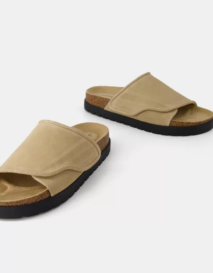 Sandali grossi in pelle crosta