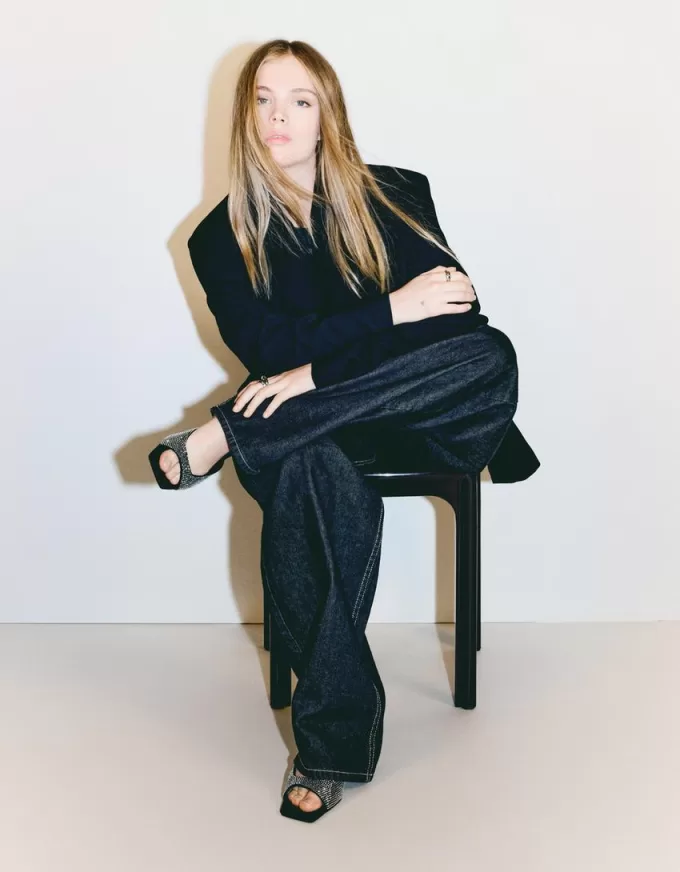 Sandali sabot con tacco e dettagli in strass