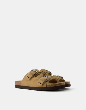 Sandali slider piatti con fibbia in PELLE