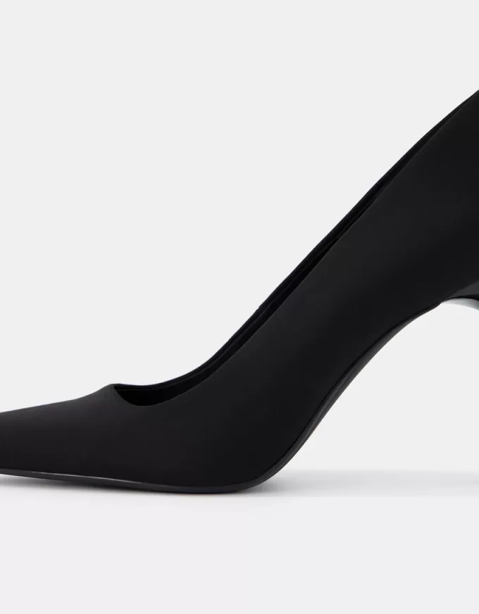 Scarpe col tacco alto