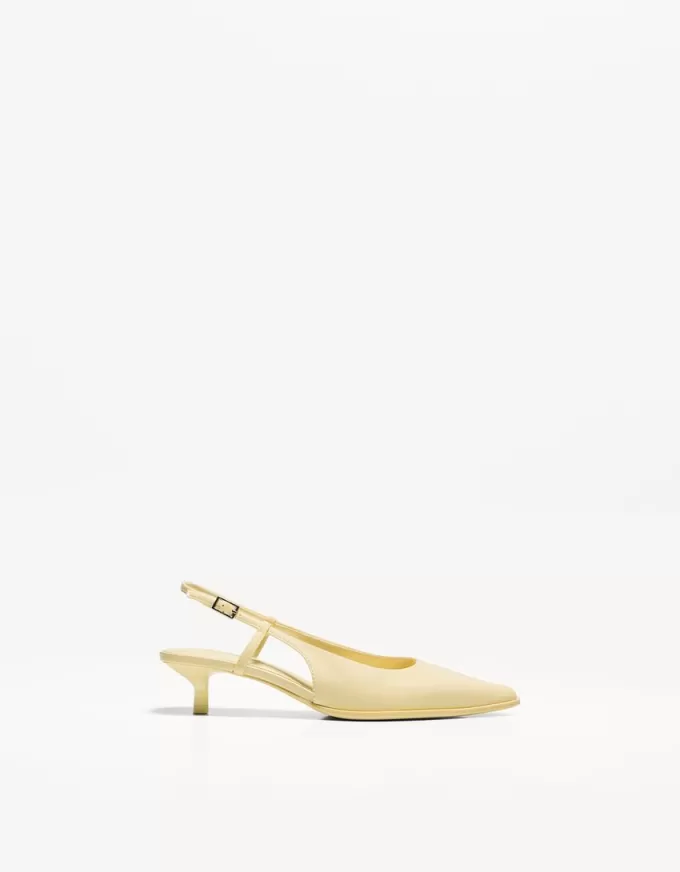 Scarpe con tacco a gattino