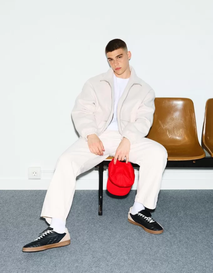 Scarpe da calcio retrò con linguetta