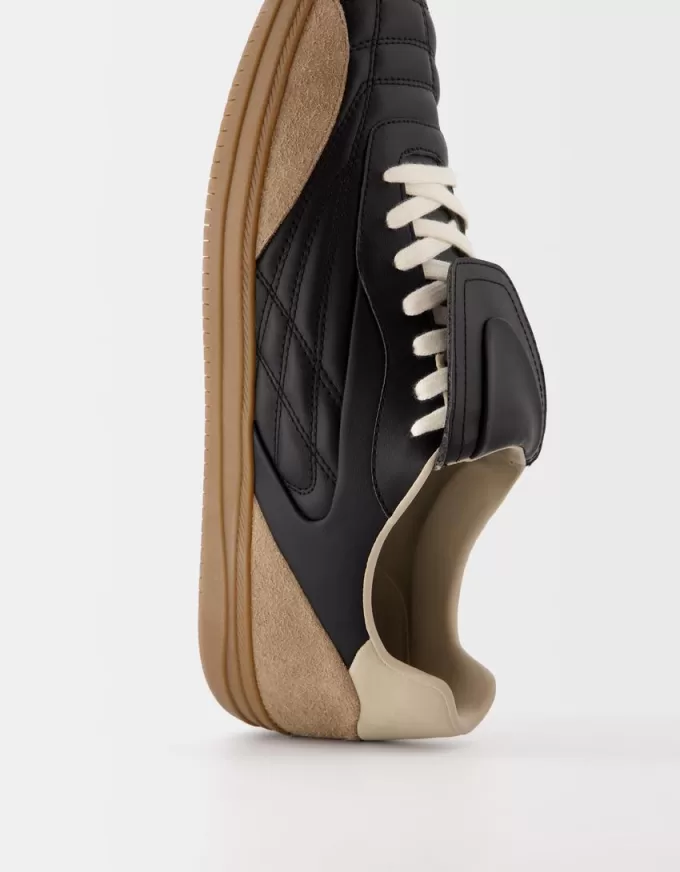 Scarpe da calcio retrò con linguetta