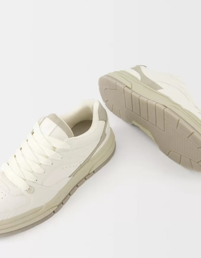 Scarpe da ginnastica grosse