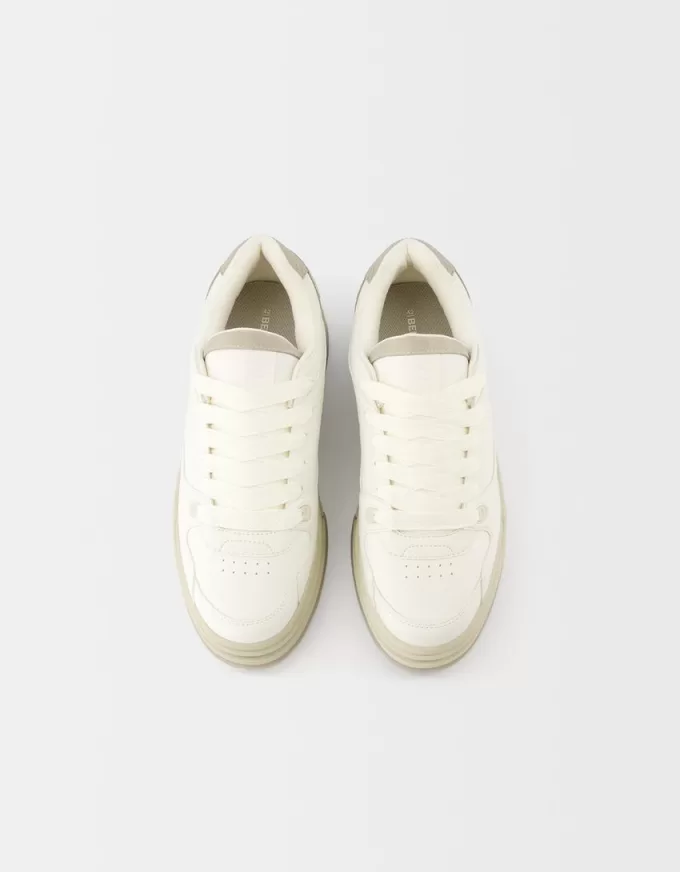 Scarpe da ginnastica grosse