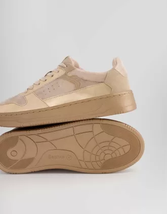 Scarpe da ginnastica metallizzate 1 330x423 - Scarpe da ginnastica metallizzate