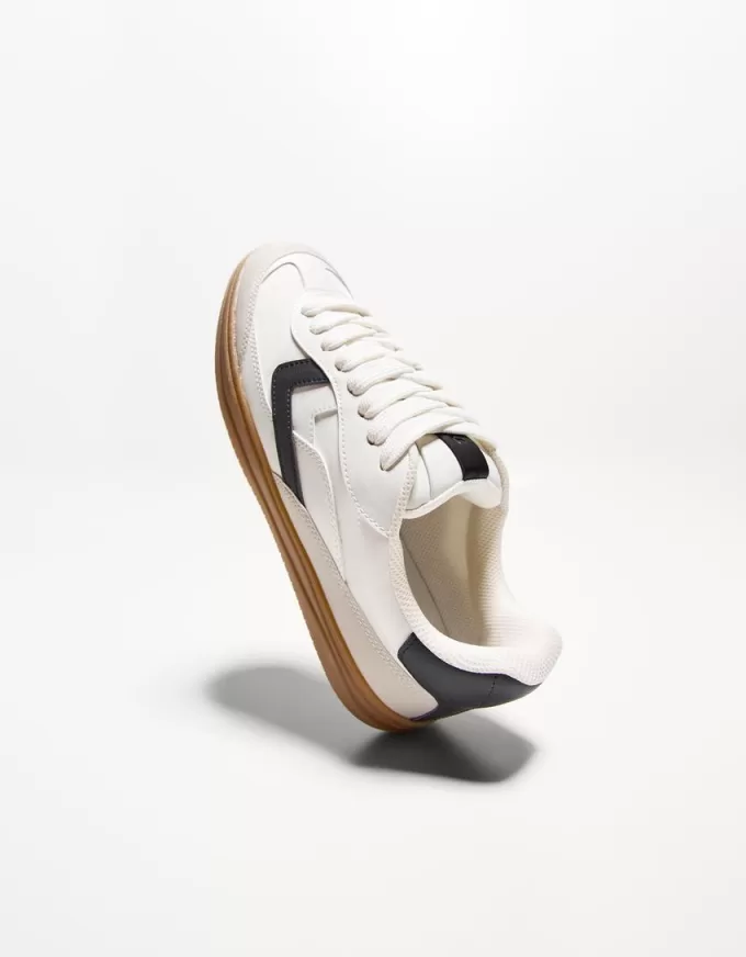 Scarpe da ginnastica retrò