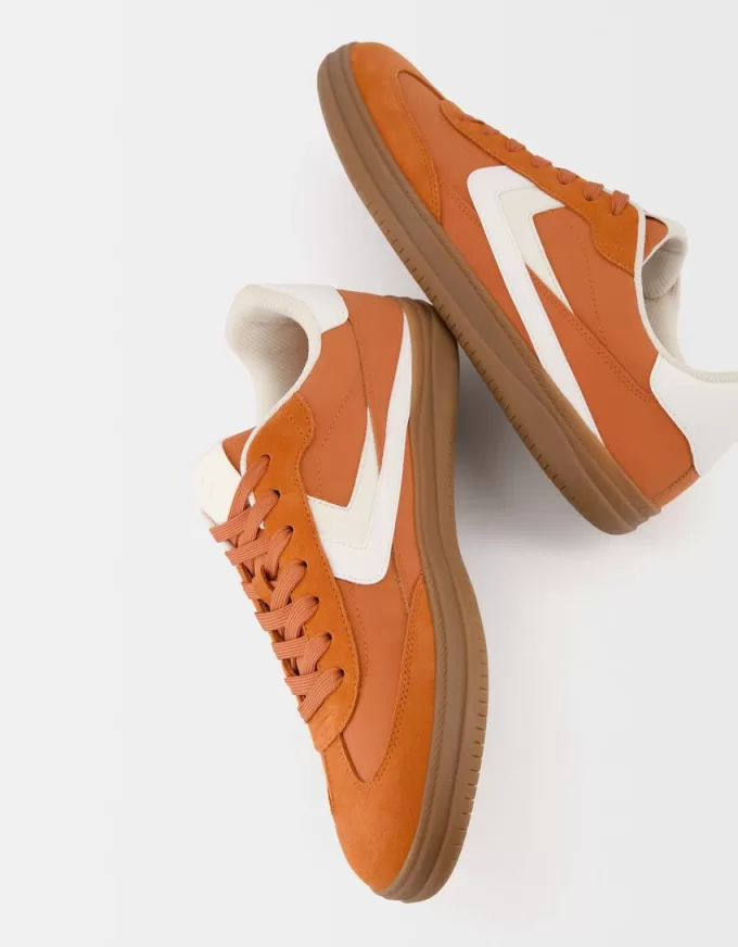 Scarpe da ginnastica retrò