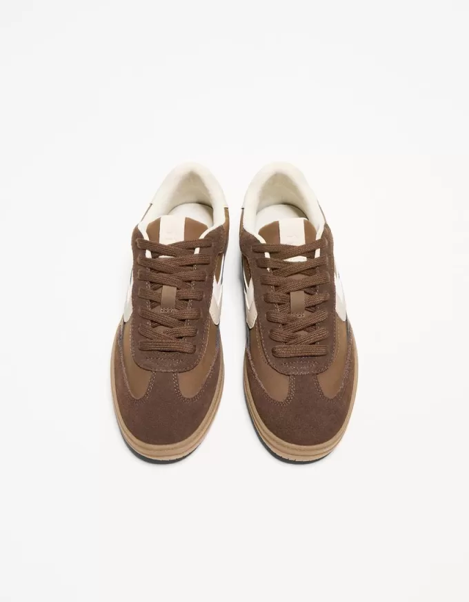 Scarpe da ginnastica retrò