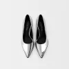 Scarpe metallizzate con tacco alto