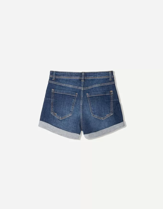 Shorts in denim arrotolati