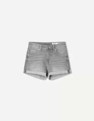 Shorts in denim arrotolati
