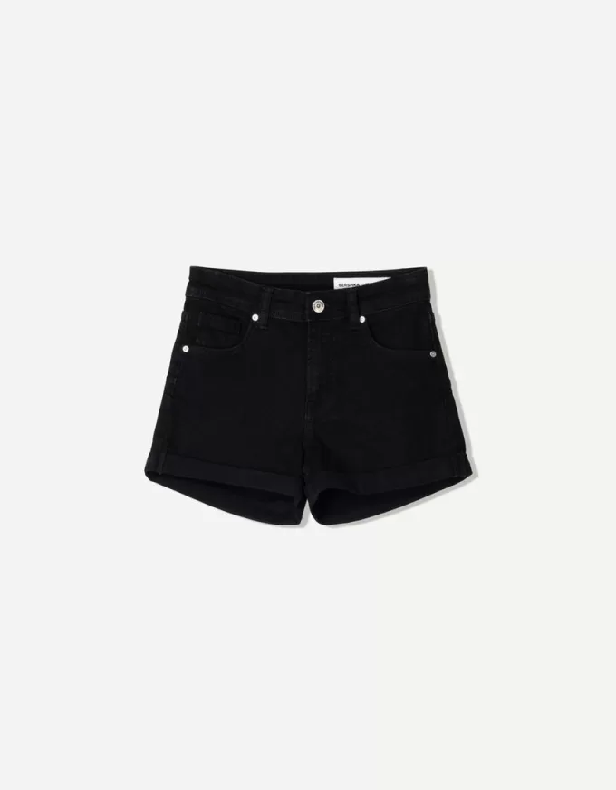 Shorts in denim arrotolati