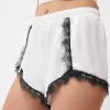 Shorts in pizzo di raso