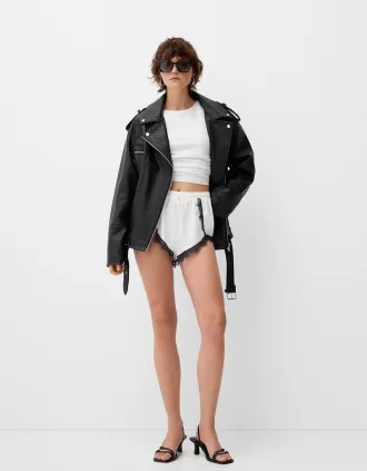 Shorts in pizzo di raso