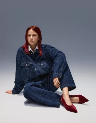 Slingback con tacco a forma di gattino in pelliccia sintetica