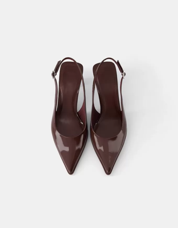 Slingback con tacco gattino