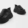 Sneaker con plateau monocromatiche
