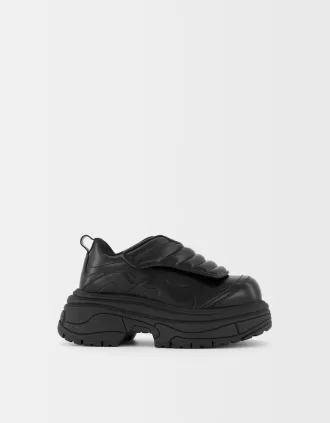 Sneaker con plateau monocromatiche