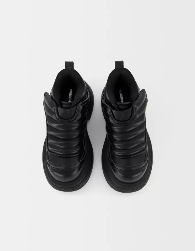 Sneaker con plateau monocromatiche