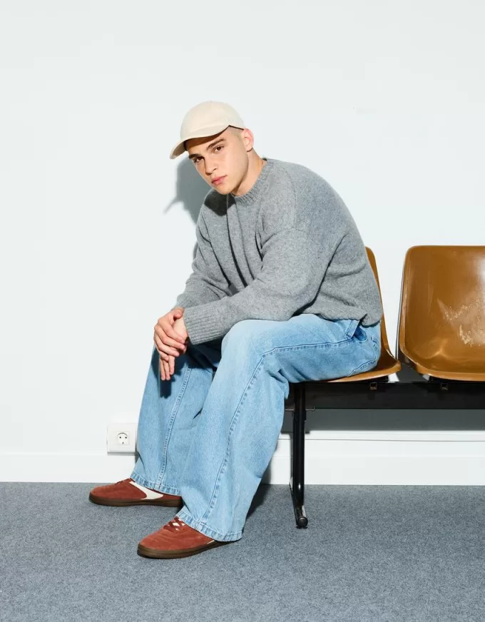 Sneaker retrò in pelle crosta