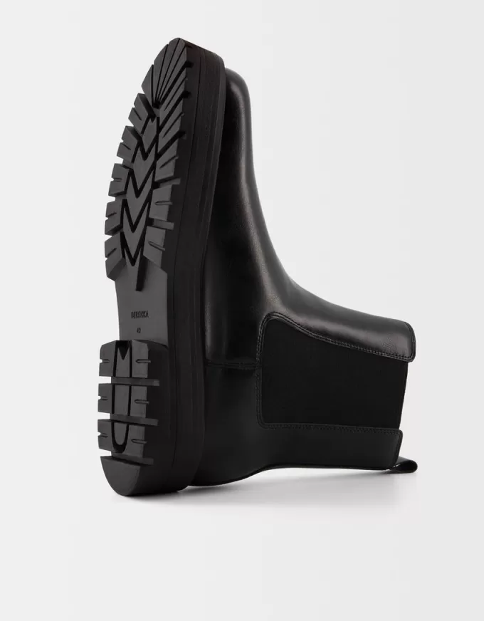 Stivaletti Chelsea con suola track