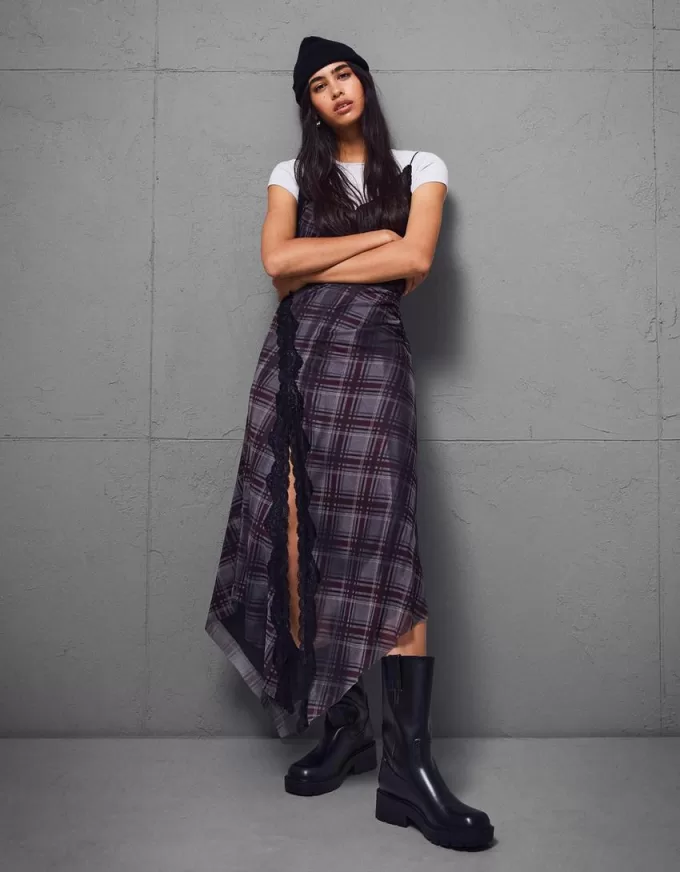 Stivaletti piatti a metà polpaccio con suola track