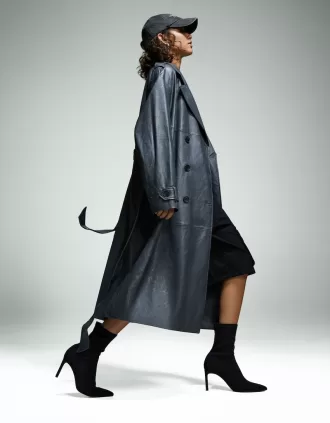 Stivaletti sartoriali con tacco alto